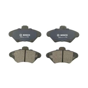 Bosch QuietCast™ Premium Ceramic Front Disc Brake Pads for 1995 Ford Mustang - BC600
