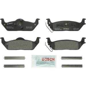 Bosch QuietCast™ Premium Organic Rear Disc Brake Pads for 2007 Lincoln Mark LT - BP1012